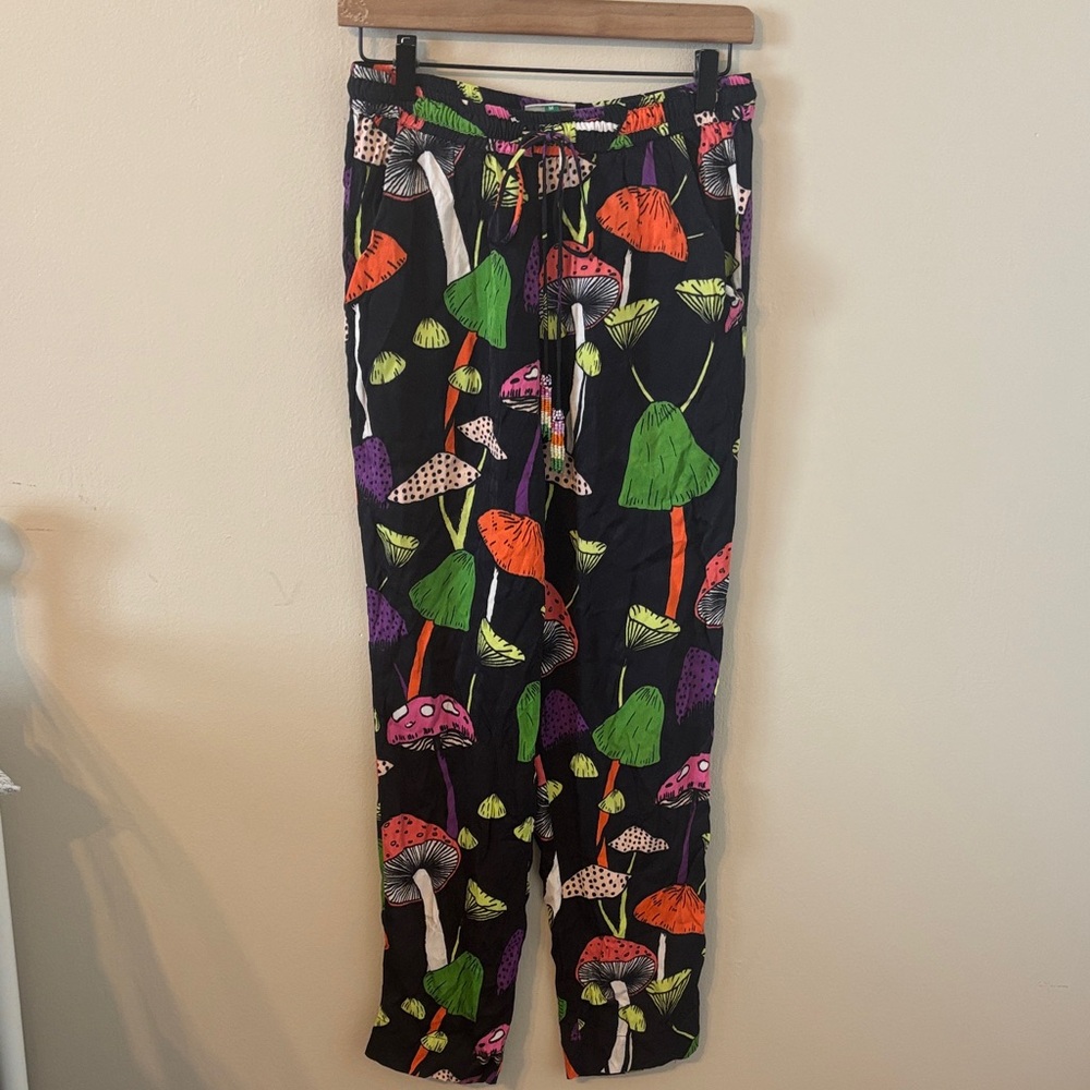 Farm Rio Mushroom Print Joggers
